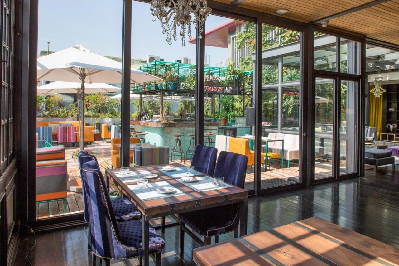 The Hip Hotel Santiago Exterior photo